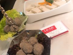 -左庭右院鲜牛肉火锅(浦江欢乐颂店)