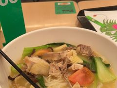 -蒙自源米线大王(东站店)