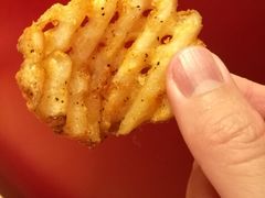 金黄脆薯格-麦当劳(东急新天地店)