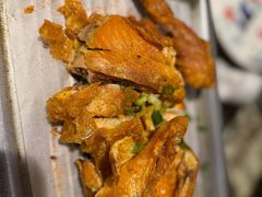 -西湖书堤(平湖八佰伴店)