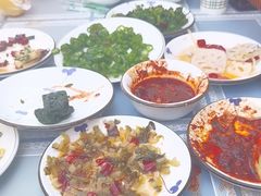 -秦扬居特色菜馆(上王村)