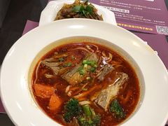 金牌红烧牛肉面-康师傅私房牛肉面(北京南站店)