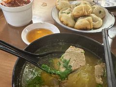 -舒蔡记生煎菜饭(云南中路店)