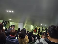 -汉中路(地铁站)