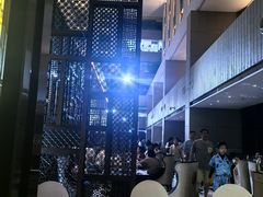 -朗丽兹自助餐厅