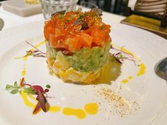 -Mogul Eatery·大亨餐酒馆
