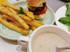 -纽约客美式餐厅(新奥购物中心店)