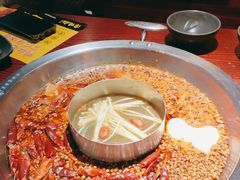 -谭鸭血老火锅(远大购物广场店)