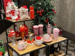 零售区-星巴克臻选(湖滨道店)