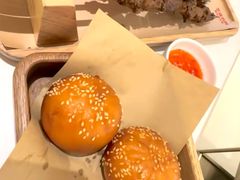 -左庭右院鲜牛肉火锅(金山万达店)