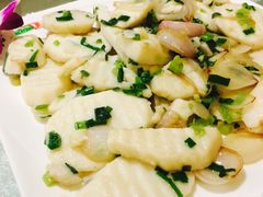 -东豪园林海鲜酒家(南港路辅路店)