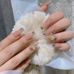 -H12 STAR日式美甲美睫专门店
