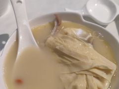 -红门金汤·港式火锅(英皇集团中心店)