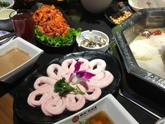 -陆派巴倒烫火锅(城东店)