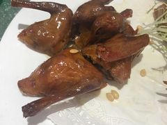 烤乳鸽-御花园·粤菜·海鲜火锅(中山公园店)
