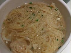 -新大咀港式茶餐厅(宝山万达店)