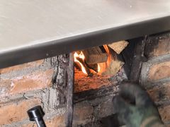 -粘豆包柴火铁锅炖