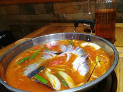 -快活林酸汤鱼鲜品火锅店(甲秀楼店)