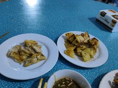 -乔岩保应烧烤店