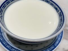 -香港百合居(LCM置汇旭辉广场店)