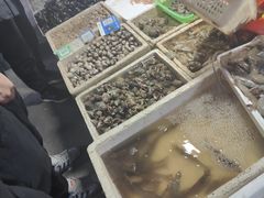 -利群海琴购物广场(商丘路店)