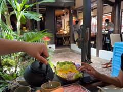 -菌自由丨野生菌火锅特色庭院餐厅(丽江古城店)