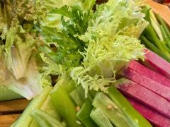 -山河屯铁锅炖·非遗东北菜(南山店)