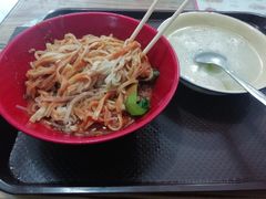 -卢聪艺小吃店(阳翟总店)