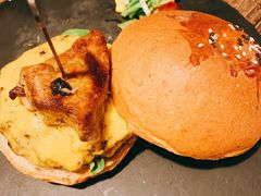 -HIGH FIVE哈福手工汉堡(桂林路店)