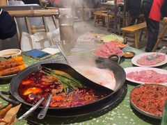 -五里关火锅(上海鑫耀·光环Live店)