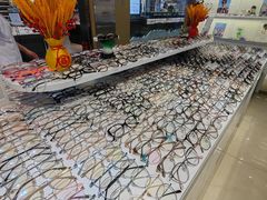 -新视达眼镜店·蔡司·依视路(名镜苑店)
