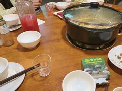 -菌海森林·非遗野生菌火锅(西山区滇池路摩根道店)
