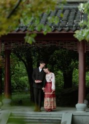 -卡米拉婚纱摄影工作室(金汇广场店)
