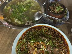 -杨三娘跷脚牛肉(羊子山西路店)