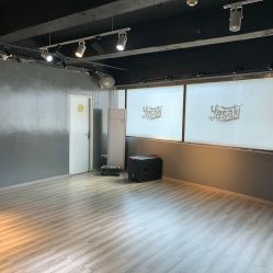 -YASAKI国际舞蹈中心