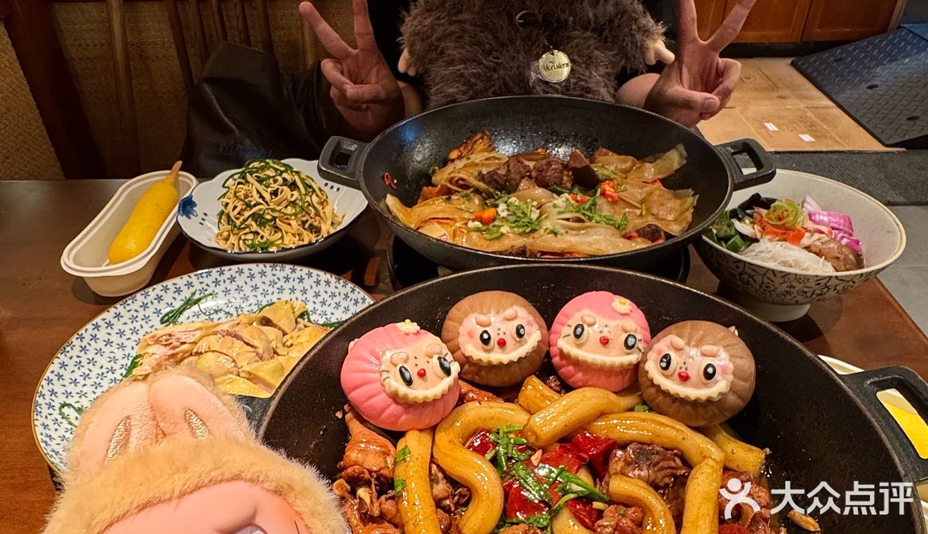 上海也有了!!Labubu馒头铁锅炖…