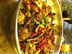 干锅牛蛙-蛙蛙叫干锅年代(簋街总店)