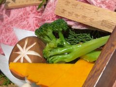 -山川小町·极番烧肉(新地假日广场店)