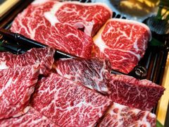 -铭牛烧肉·和牛海鲜自助(高新月牙湖店)