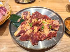 -青瓦餐厅·生鱼片·韩园烤肉(西塔店)
