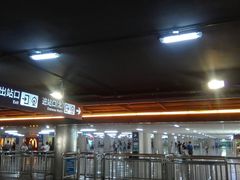 -全家便利店(莲花池东路店)