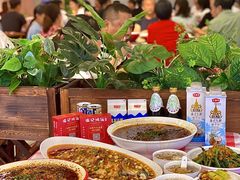 -洪霞餐馆·川菜·鲜货现炒(两江春城店)
