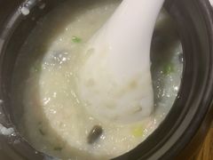 皮蛋瘦肉粥-粥全粥到海鲜家常菜·海肠捞饭(嫩江路店)