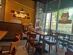-HUZI虎滋精酿餐吧(京西大悦城店)
