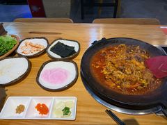 -红辣椒八爪鱼特色韩国料理专门店(远景路旗舰店)