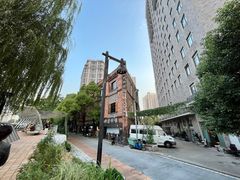 -麦当劳(新闸路店)