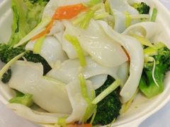 西兰花炒花枝片-陈根记大牌档