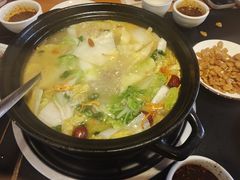 -赵氏烩泽腊排骨火锅店(近华浦路店)