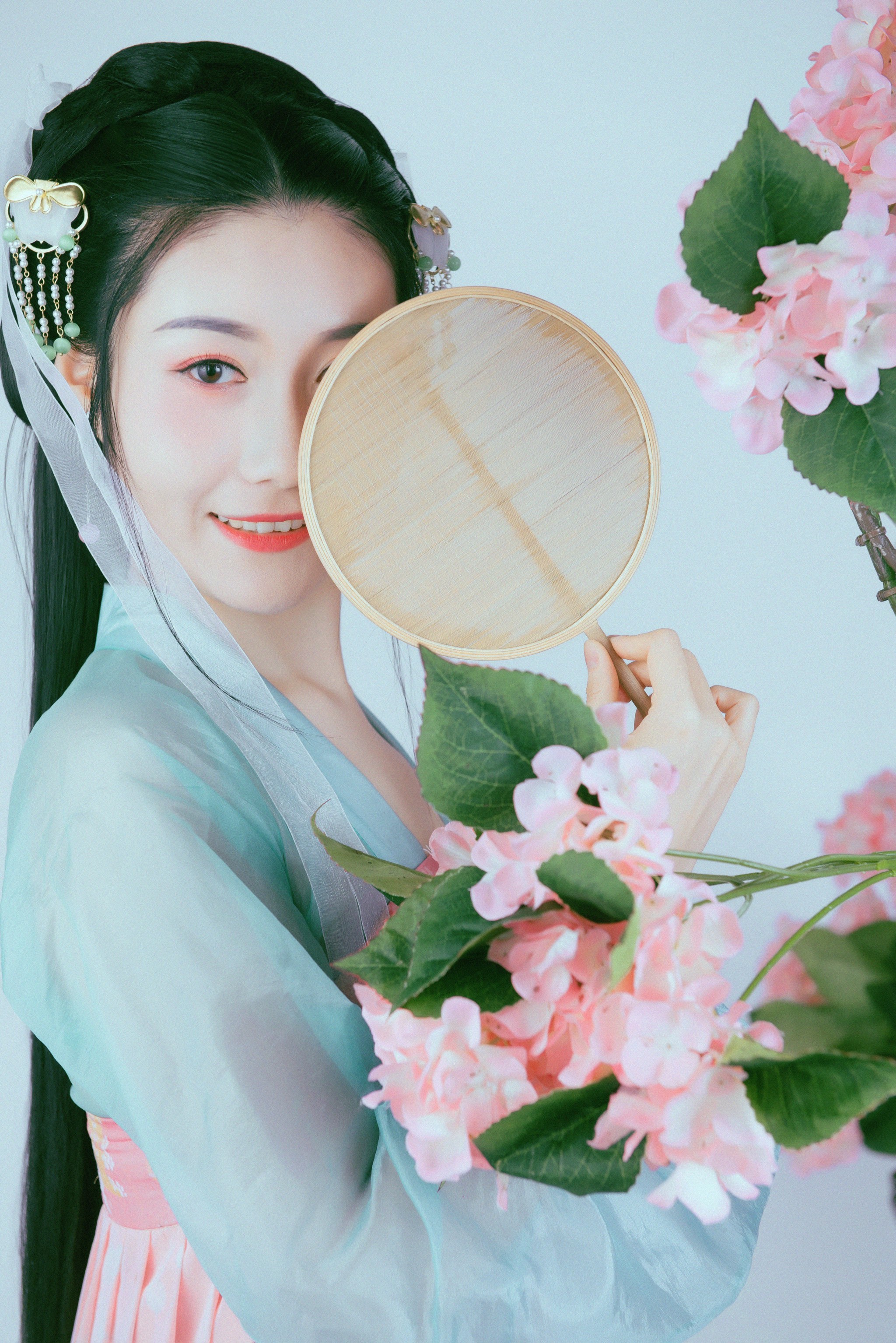 第一次拍古装,选的经常看到广告的盘子,也