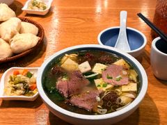 -金莹丸子汤清真(朝外SOHO店)